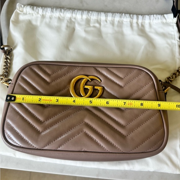 Gucci Small Marmont Mattelasse Camera Bag - Picture 13 of 14